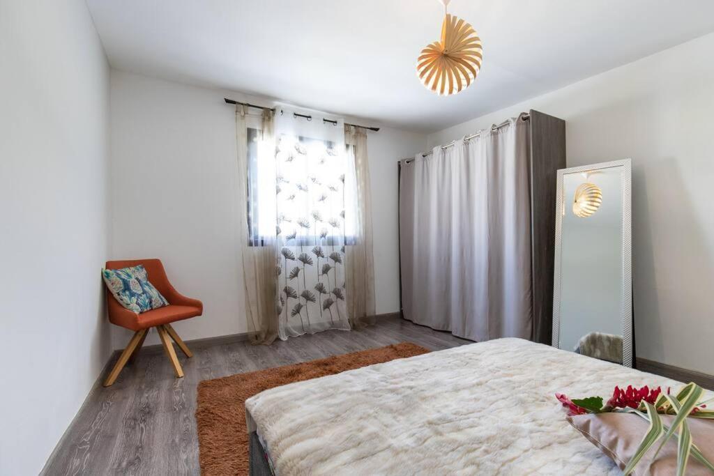 Le Badamier Villa Saint Pierre Luaran gambar