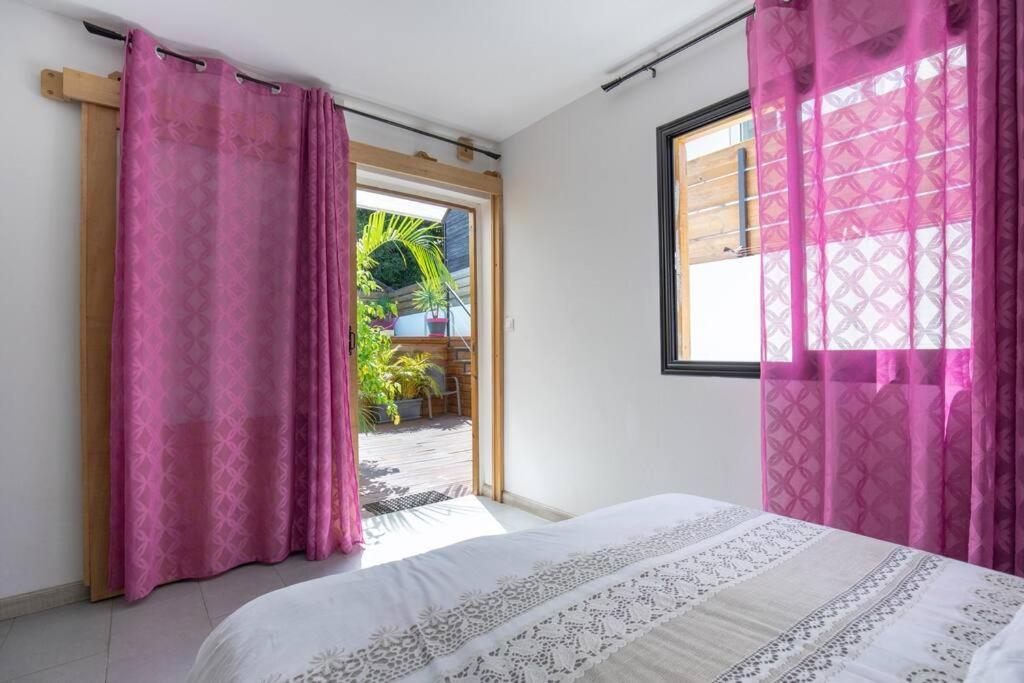 Le Badamier Villa Saint Pierre Luaran gambar